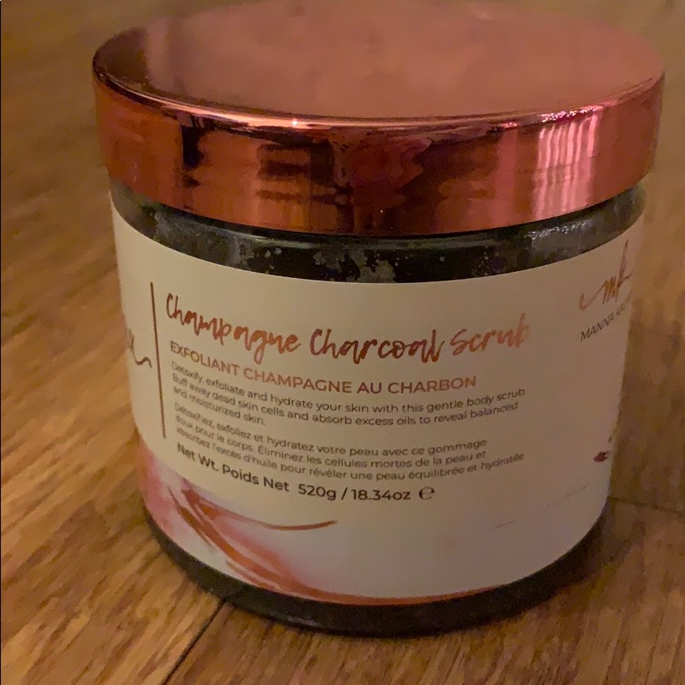 Champagne Charcoal Scrub
